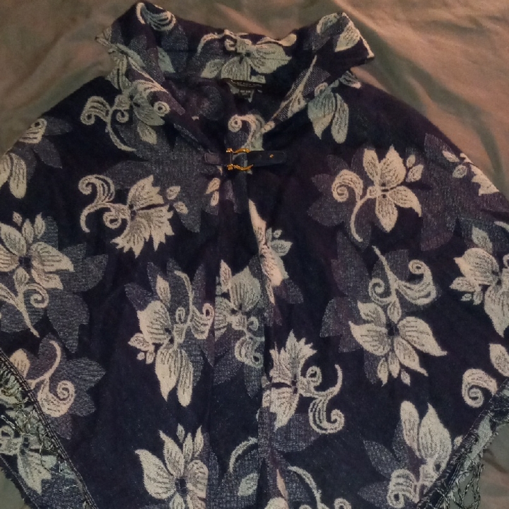 Marc New York Navy and Cream Floral Poncho